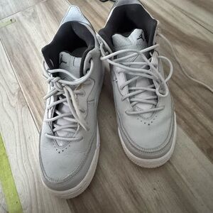 Jordan Men's Low-Top Sneakers in White and Black Trim